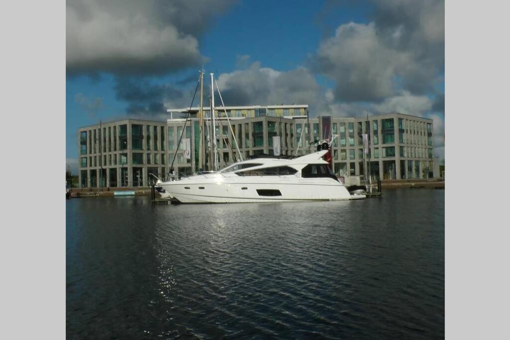 Loft Port Marina 26 Apartment Бремерхавен Екстериор снимка